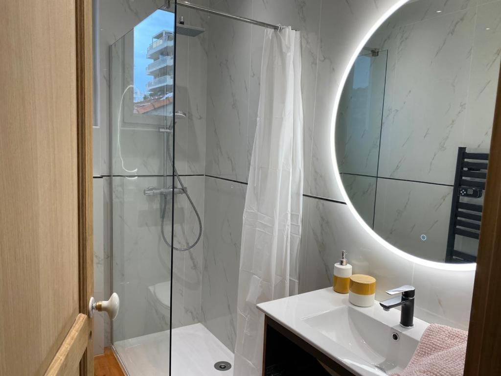 Magnifique Appartement Entierement Neuf Centre Ville Cannes ル·カネ エクステリア 写真
